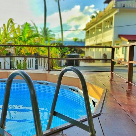 Aqil Beach Inn Marang Exterior foto